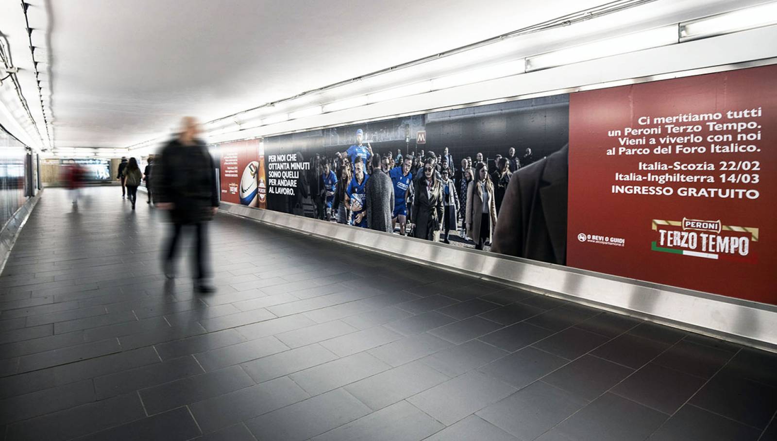 Nuova campagna OOH dedicata a Peroni Cruda, presentata in occasione della Giornata Internazionale della Birra